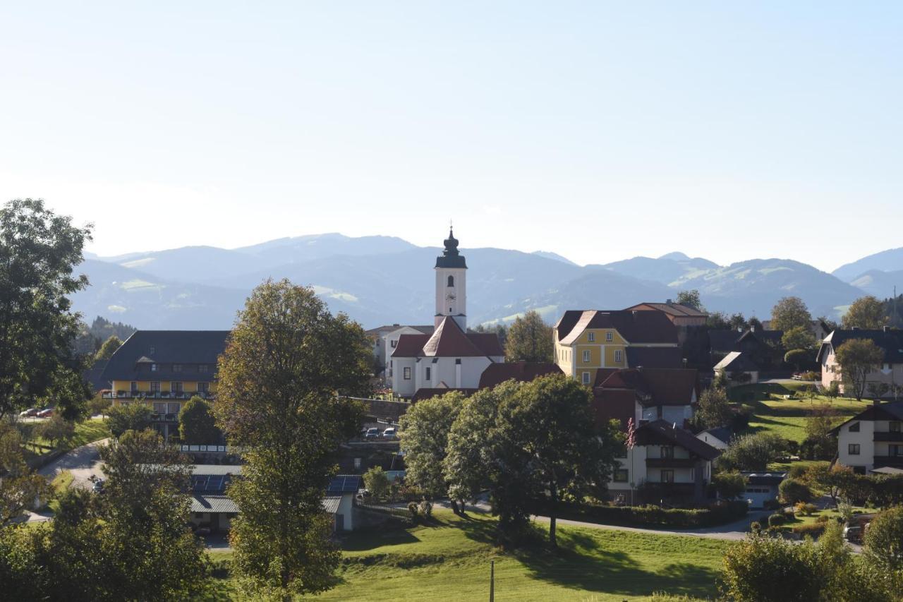 Fruehstueckspension Wiesenhaus Miesenbach  Экстерьер фото